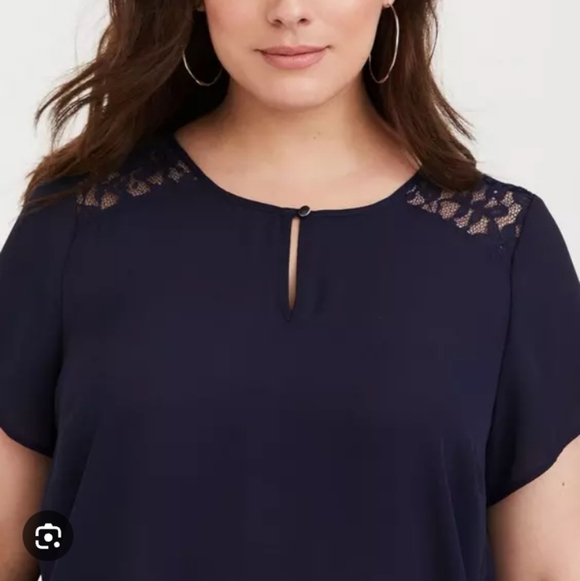 Torrid Abbey Navy Blue Georgette Keyhole Lace Blouse Career Office Plus Size 4X - Picture 2 of 11